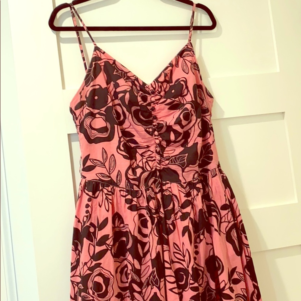 Practically vintage H&M dress with vintage print!